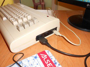 C64 podłączony do USB