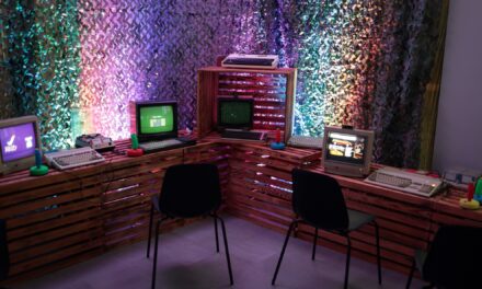 Otwarte Mistrzostwa Psiego Pola w Gry Retro